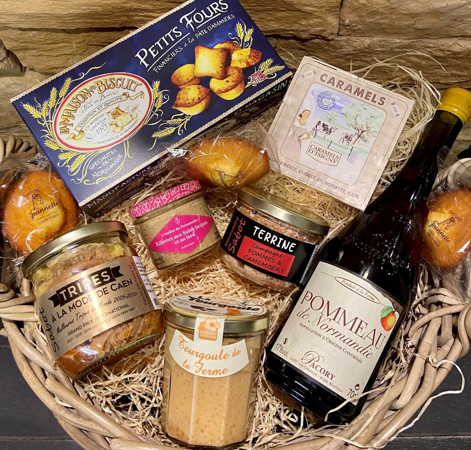 Coffrets & Paniers Cadeaux : offrez le meilleur de la Normandie
