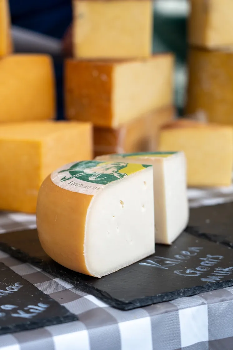 Les Fromages à Pâte Pressée : la générosité des grandes meules